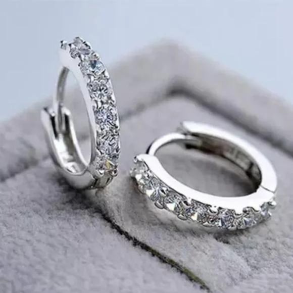 NEW 925 STERLING SILVER DIAMOND HOOPS EARRINGS - Picture 5 of 5